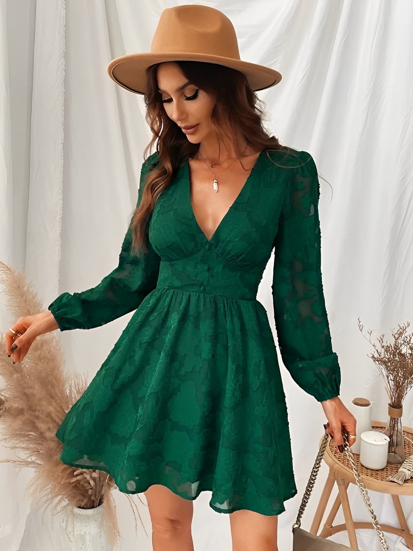 Rania | Robe Luxueuse Col V Manches Longues