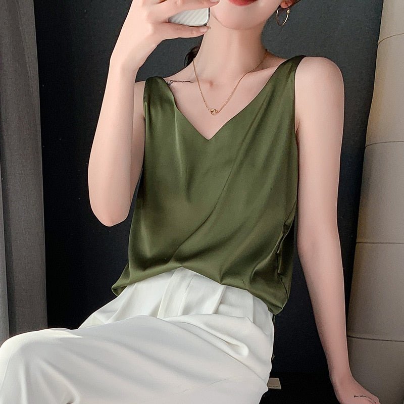 Antoinette | Trigala Tank Top – Summer Lightness and Guaranteed Style