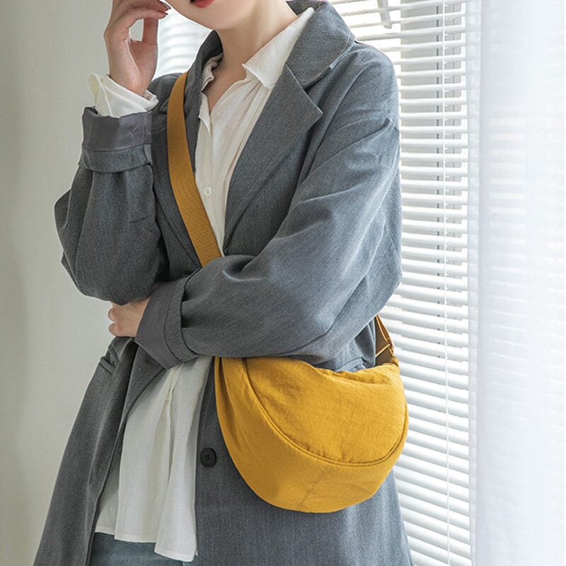 Aurore | Bolsa en Media Luna – Elegancia Desenfadada