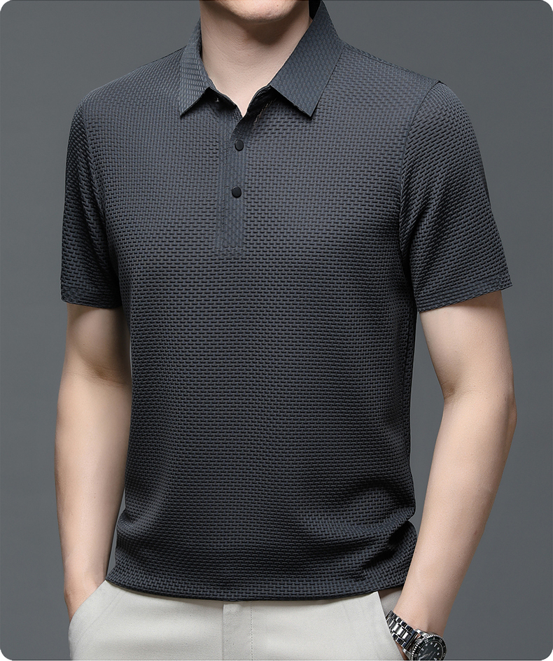 Tony | Polo Man – Eenvoud en Veelzijdigheid 