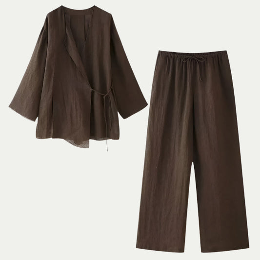 Lola | Insieme Fluido – Eleganza Informale e Silhouette Fluida 