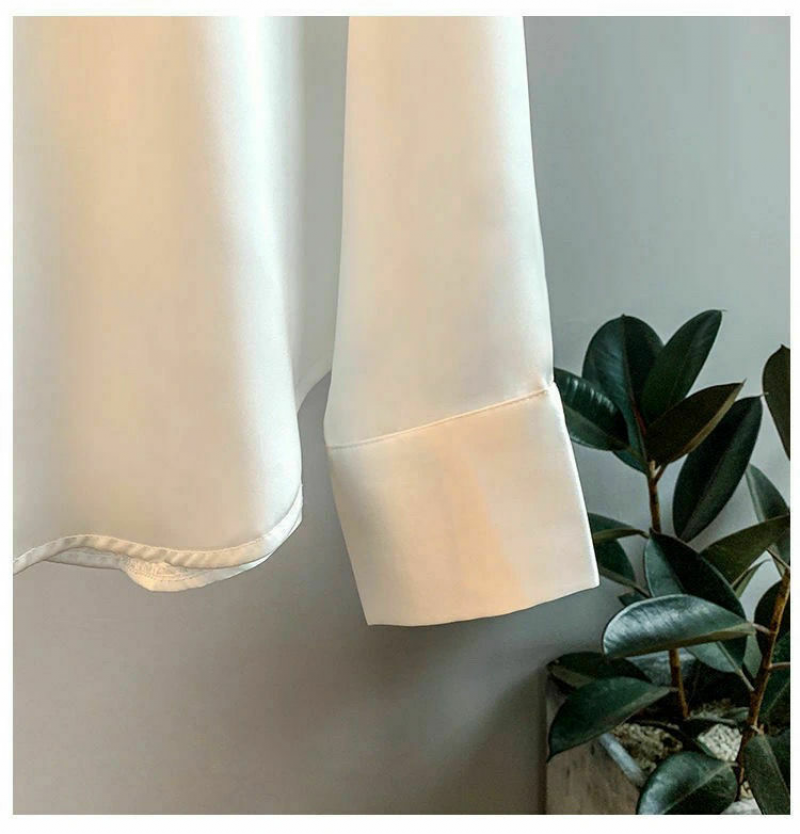 Emilie | Chic og Allsidig Bluse – Strukturert og Moderne Silhuett 