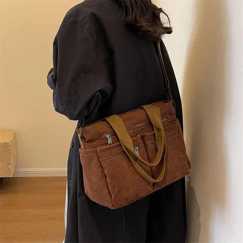 Phaedra | Vielseitige Tragetasche – Eleganz und Vielseitigkeit im Alltag 