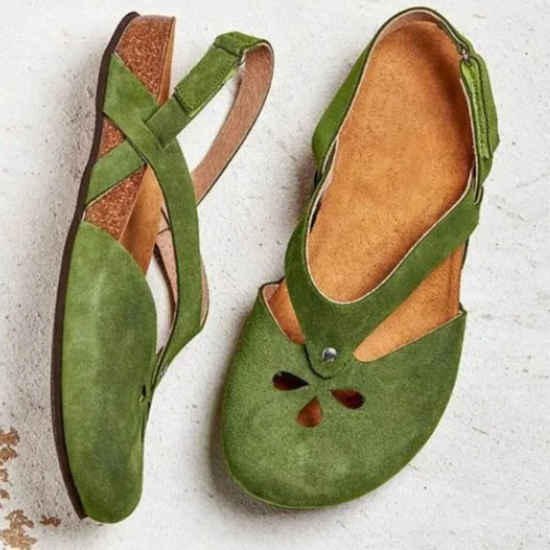 Albertine | Elegant Sandals – Closed Toe and Secure Fit 
