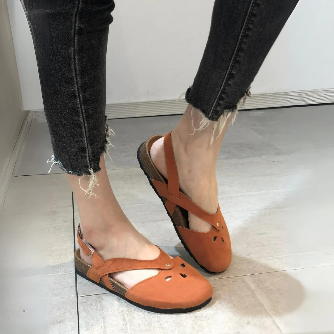 Albertine | Elegant Sandals – Closed Toe and Secure Fit 