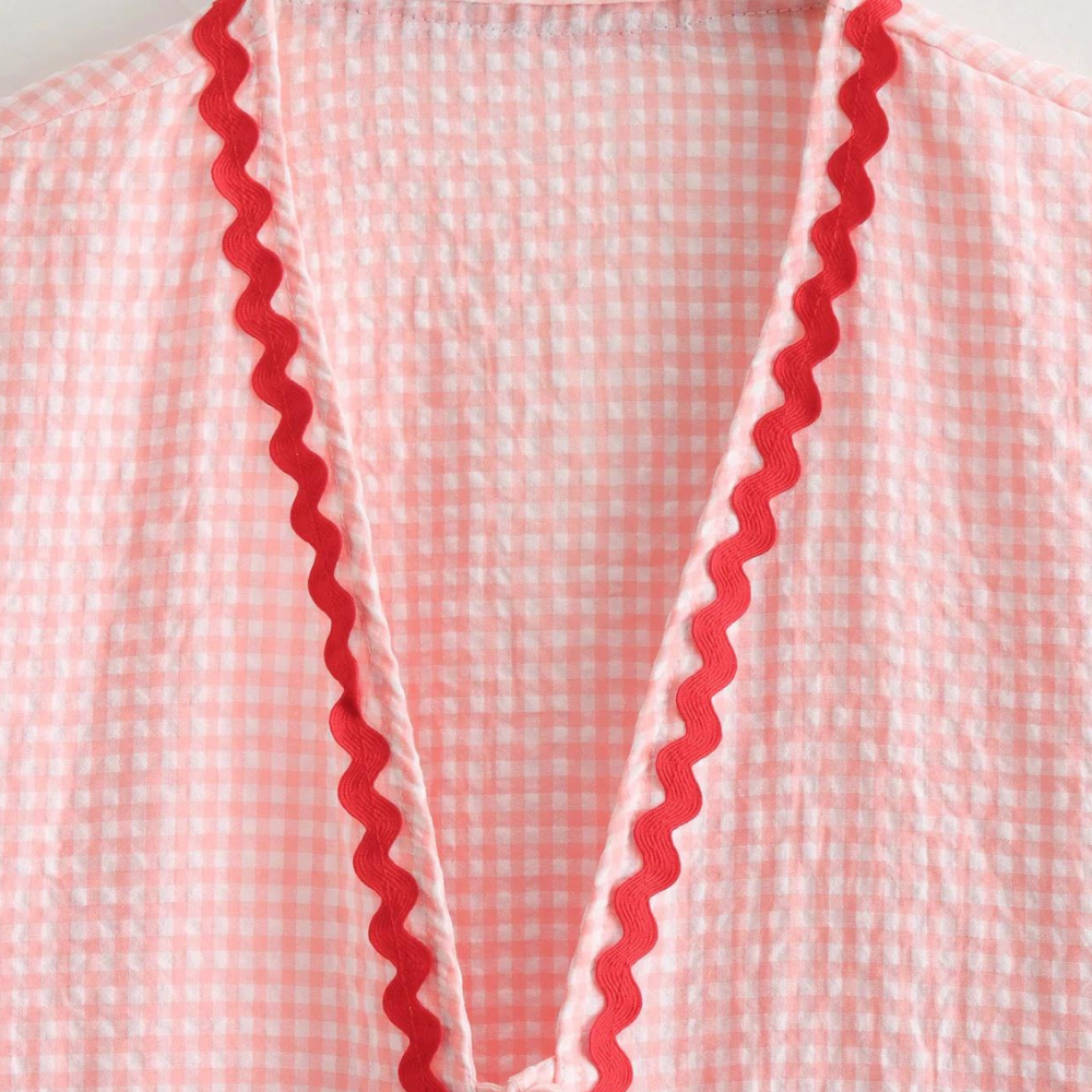 Claire | Camisa Detalle Corazón Y Toque Romántico 