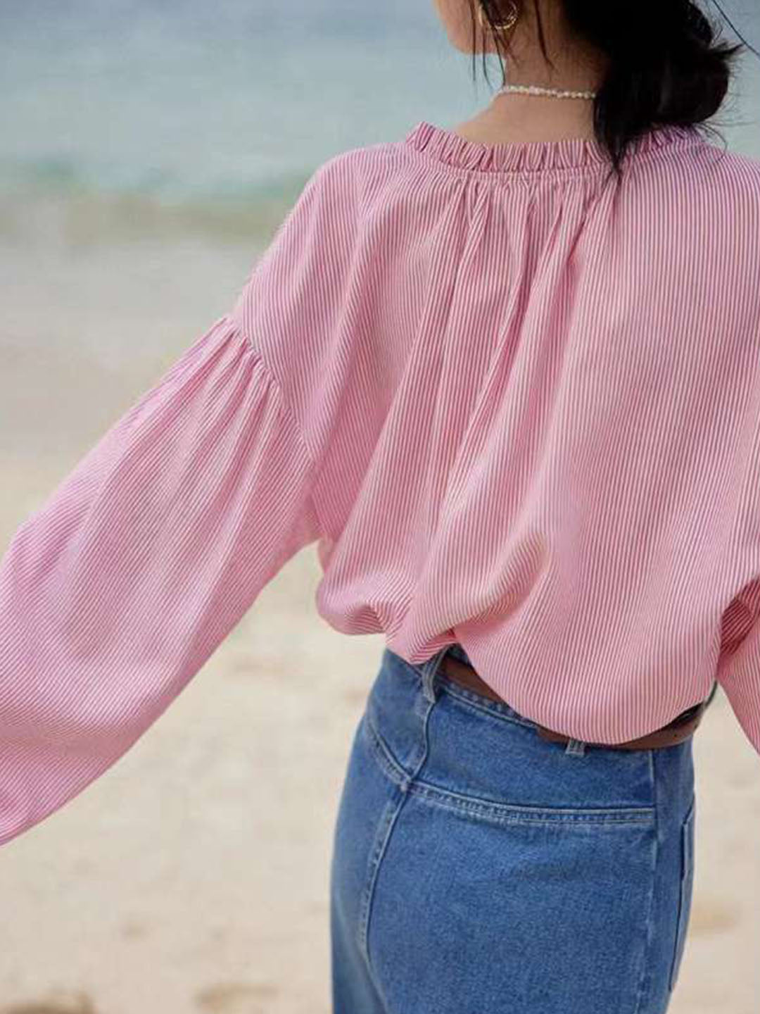 Ginette | Bluza cu Dungi Fine – Chic și Confort Asigurat 