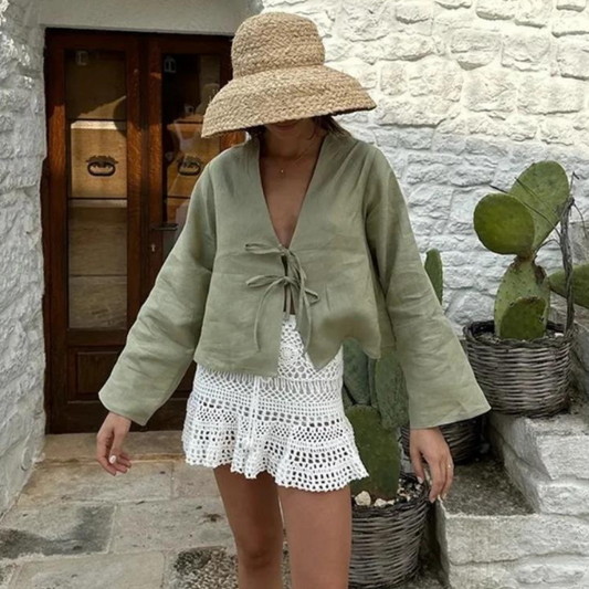 Ginia | Blusa Verde Anudada – Espíritu Desenfadado y Refinado 